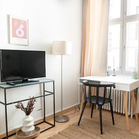 2ndhomes Comfy By The Esplanade Park Helsinki